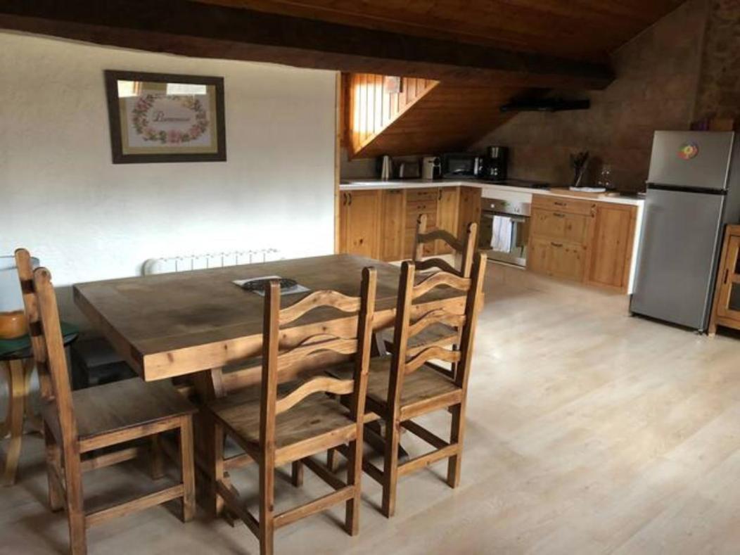 Charmant Appartement Dans Le Village/Coqueto Apartamento En El Pueblecito La Cabanasse Zewnętrze zdjęcie