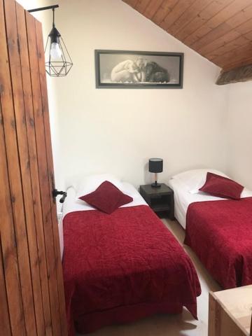 Charmant Appartement Dans Le Village/Coqueto Apartamento En El Pueblecito La Cabanasse Zewnętrze zdjęcie
